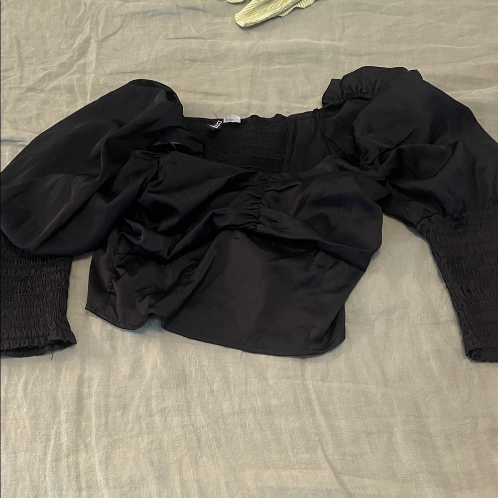 H&M Black Puff Sleeve Blouse